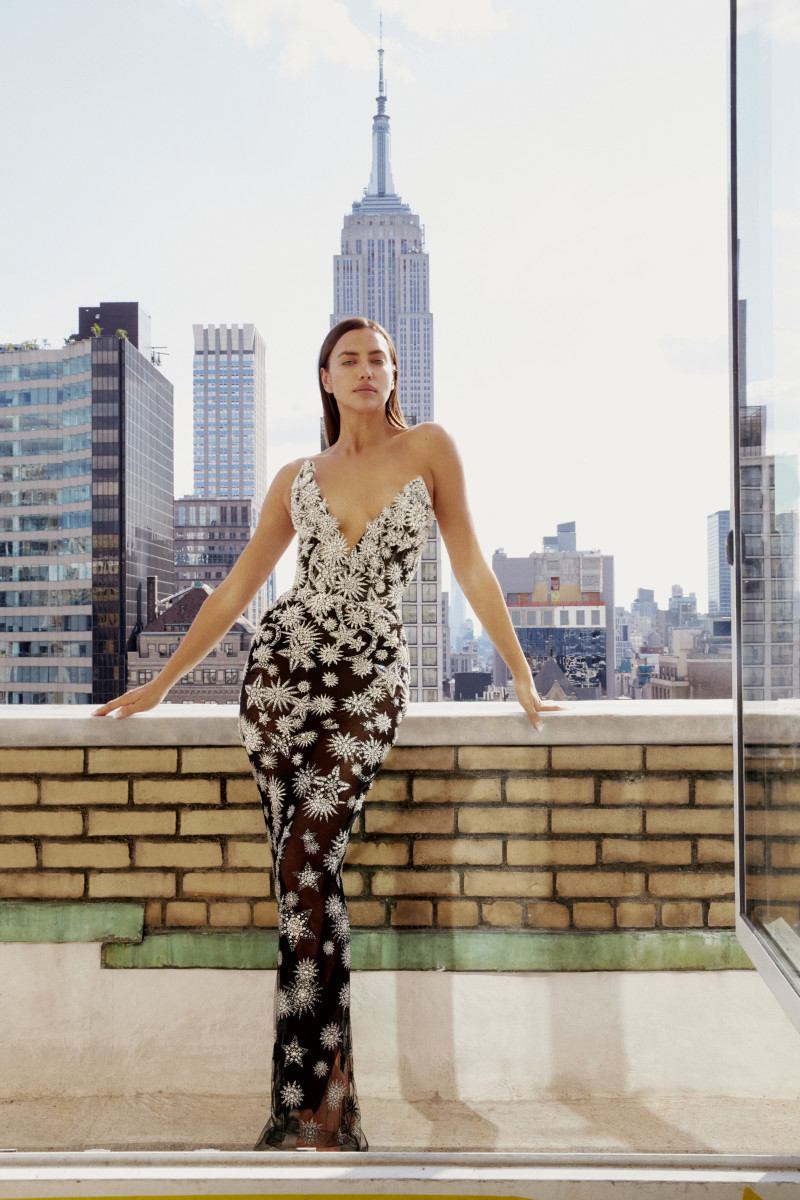 Oscar de la Renta Celebrates Rebirth for Spring 2022