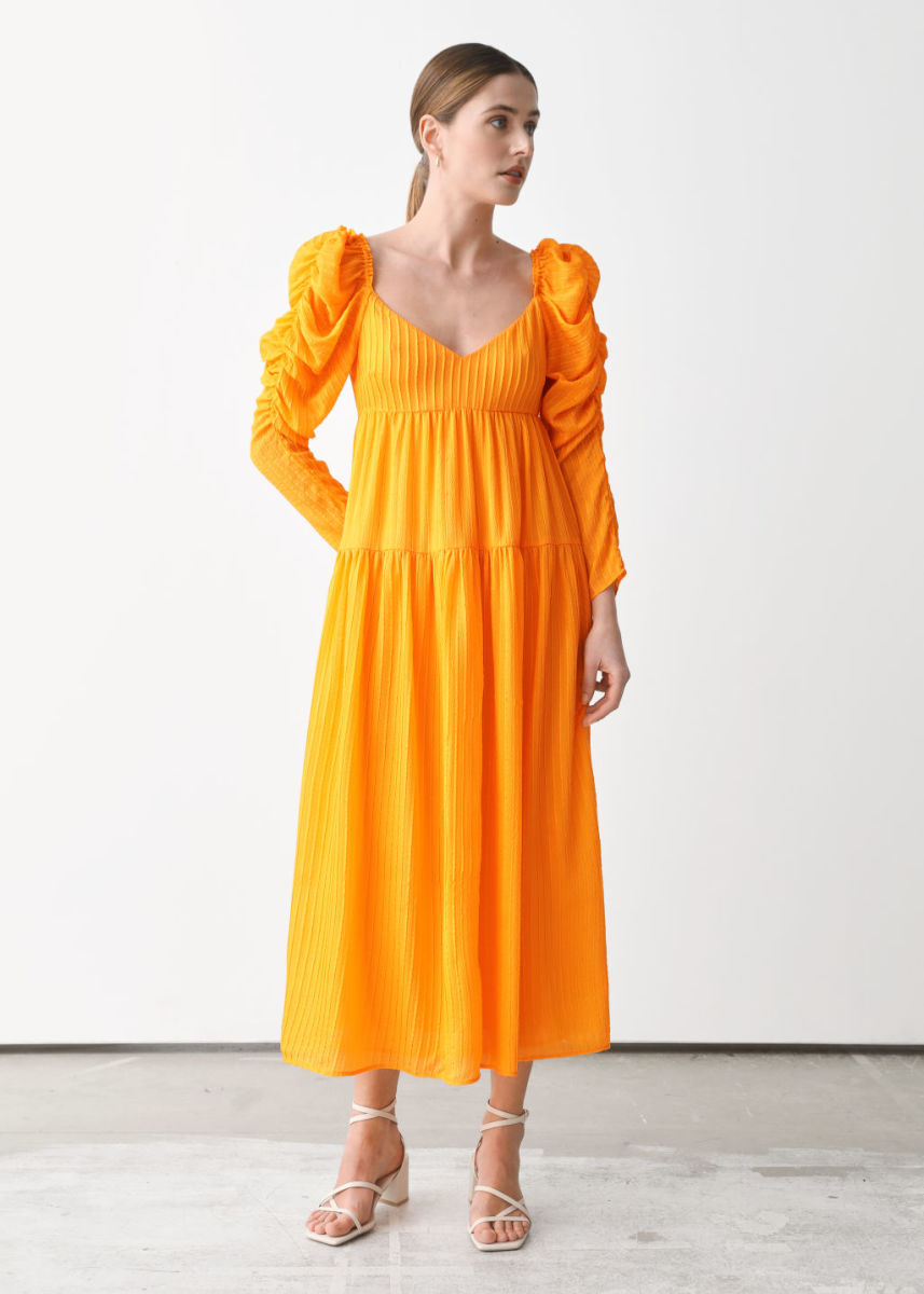 Great Outfits in Fashion History: Lorde's Sunny Christopher Esber Cut-Out Dress