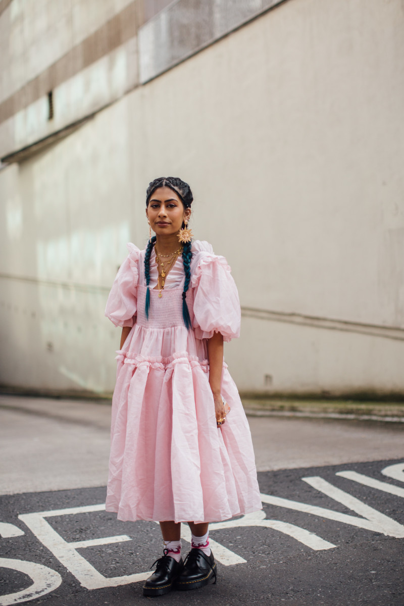 The Best Street Style Looks From London Fashion Week Spring 2022