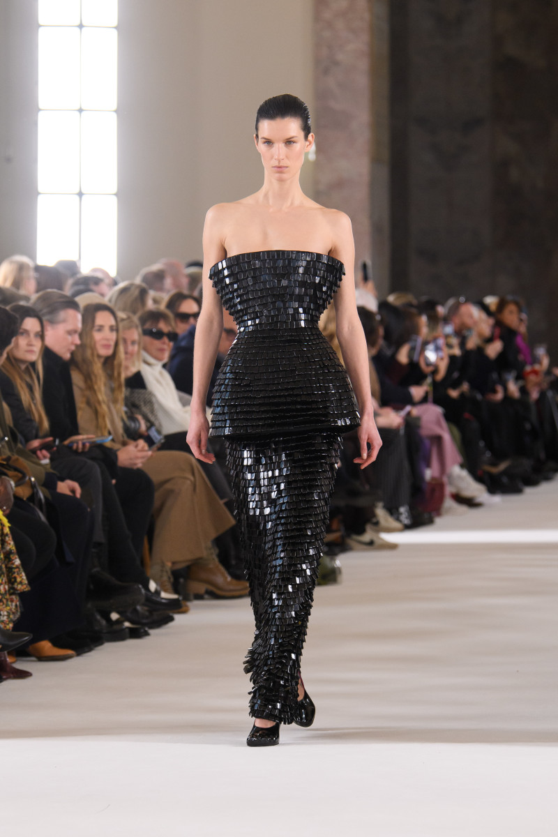 Schiaparelli Haute Couture Spring 2023 Look (23)