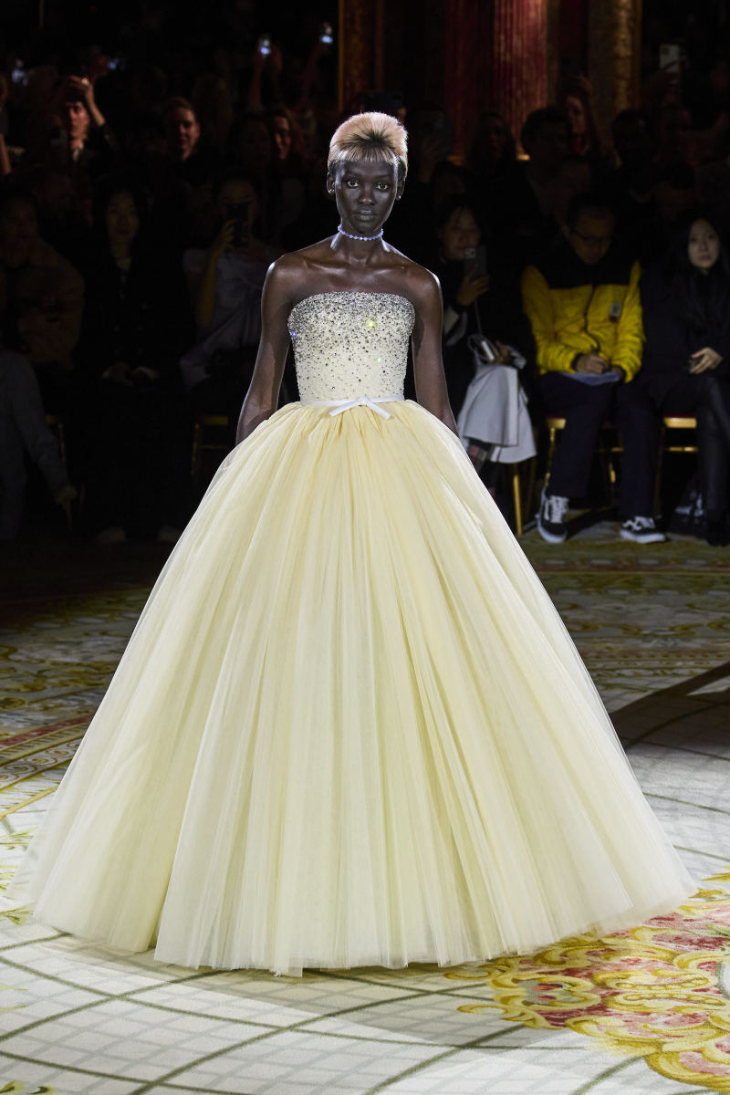 chanel couture gown 4