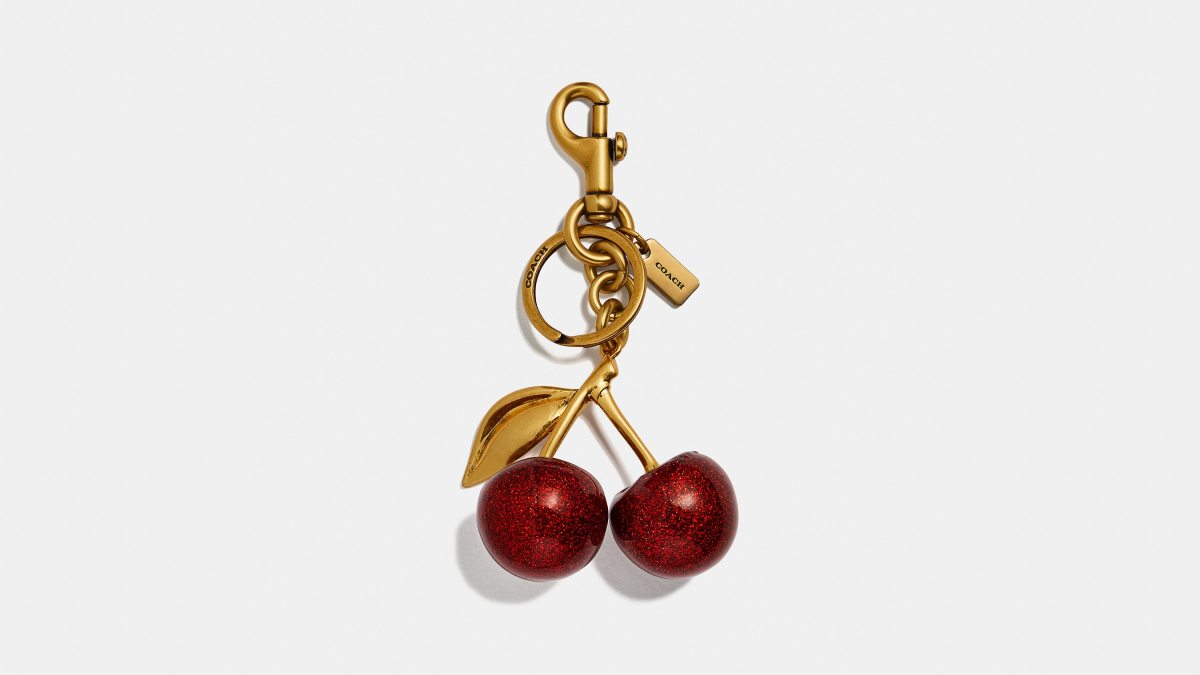 Cartoon Cute Acrylic Cherry Keychain Trend Fashion Car Key Pendant Fruits  Cherry Wholesale Keychain for Girls Keychain Gift