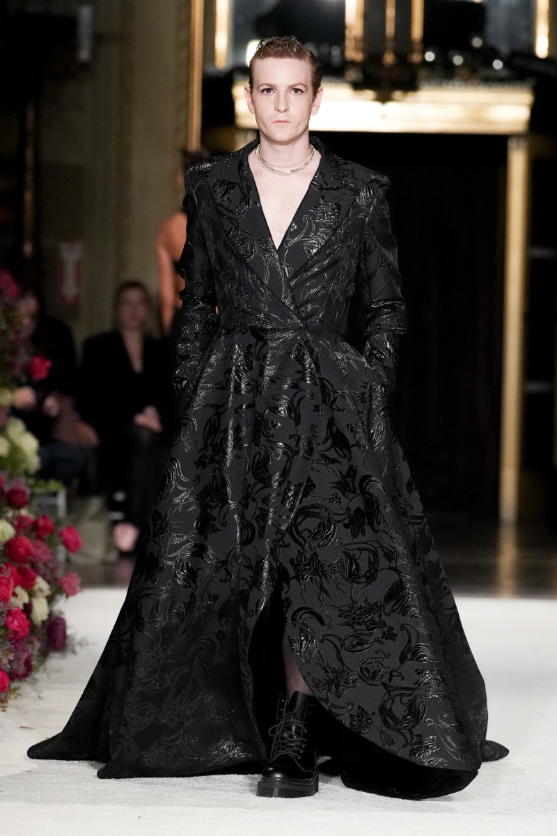 Christian Siriano Fall 2023 Collection - Fashionista