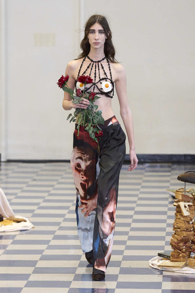 Exaggerated shapes and nipple cleavage at Pressait PFW FW 22/23
