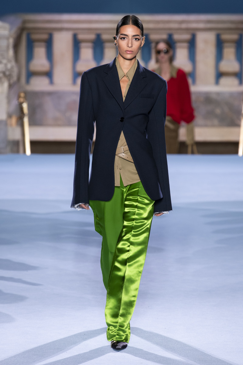 Tory Burch Continues to Play With Our Expectations - Fashionista