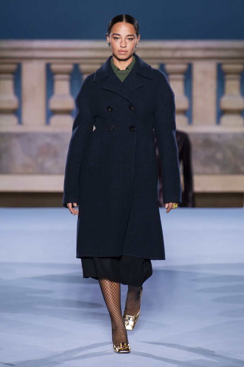 Tory Burch Fall 2023 NYFW Review: A Tribute to Undone Prep