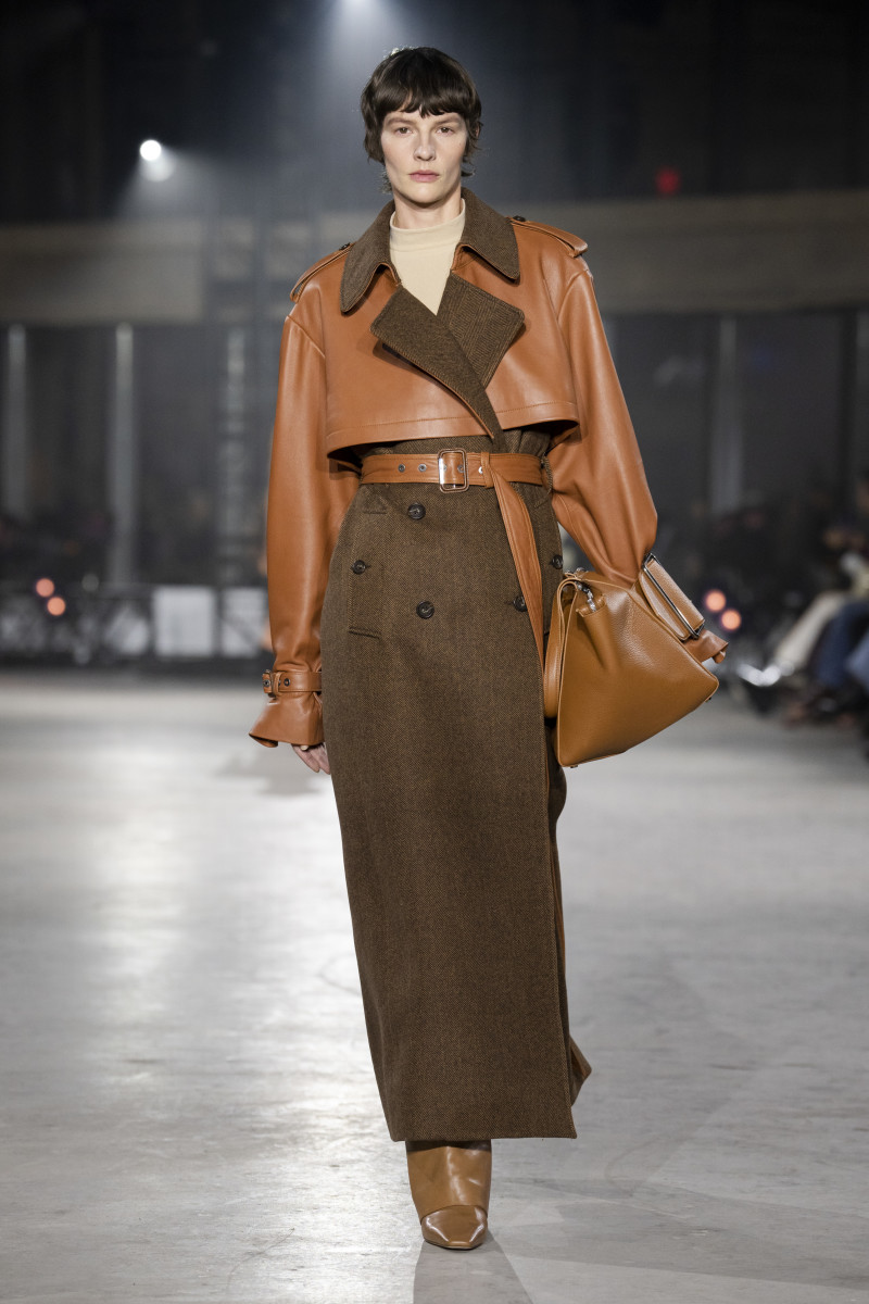 Fall 2022 trend: 30 looks that prove that brown is the new black