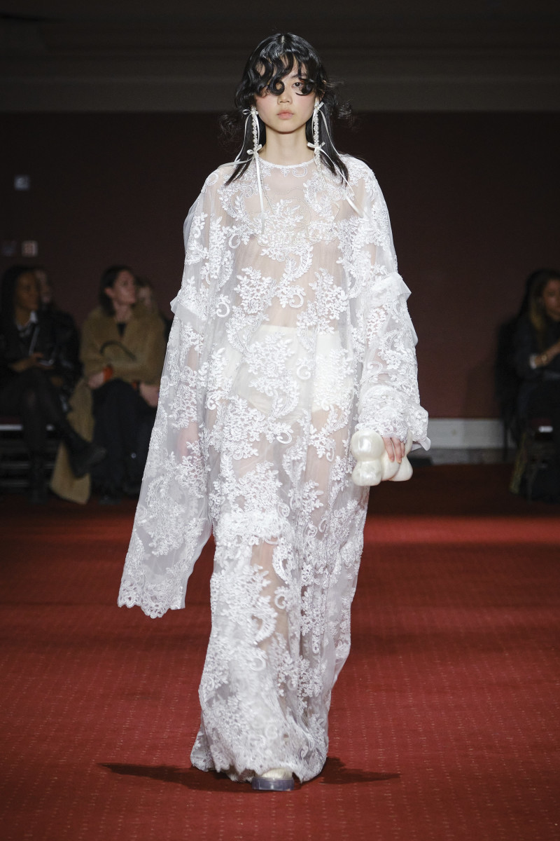 Simone Rocha Fall 2023 - Fashionista