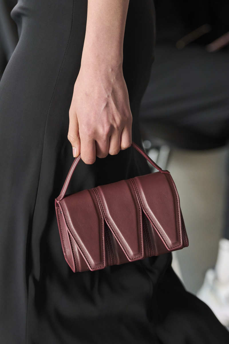 Highly requested London fashion week Burberry purse and bags ideas/ Strong  Leather bags 2023 