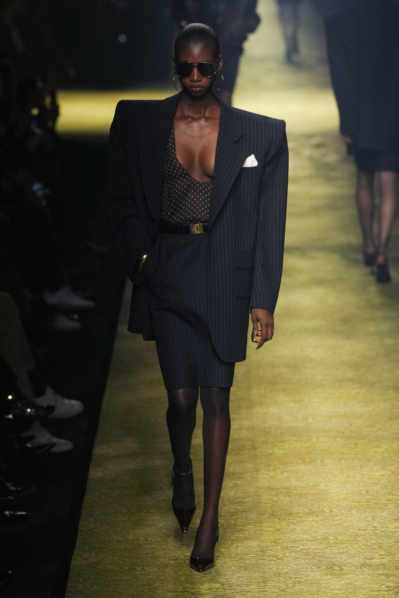 美品 SAINT LAURENT ダブル スーツ 44 2022-2023a/w Saint Laurent // Navy Wool Two Piece Suit – VSP Consignment