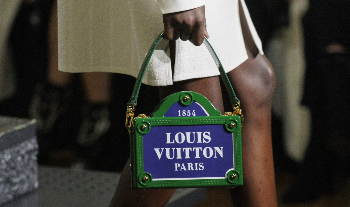 Shop Louis Vuitton 2023 SS Dots Monogram Casual Style