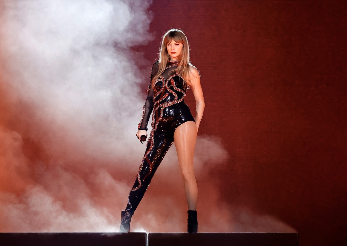 Breaking Down Taylor Swift's 'Eras' Tour Wardrobe - Fashionista