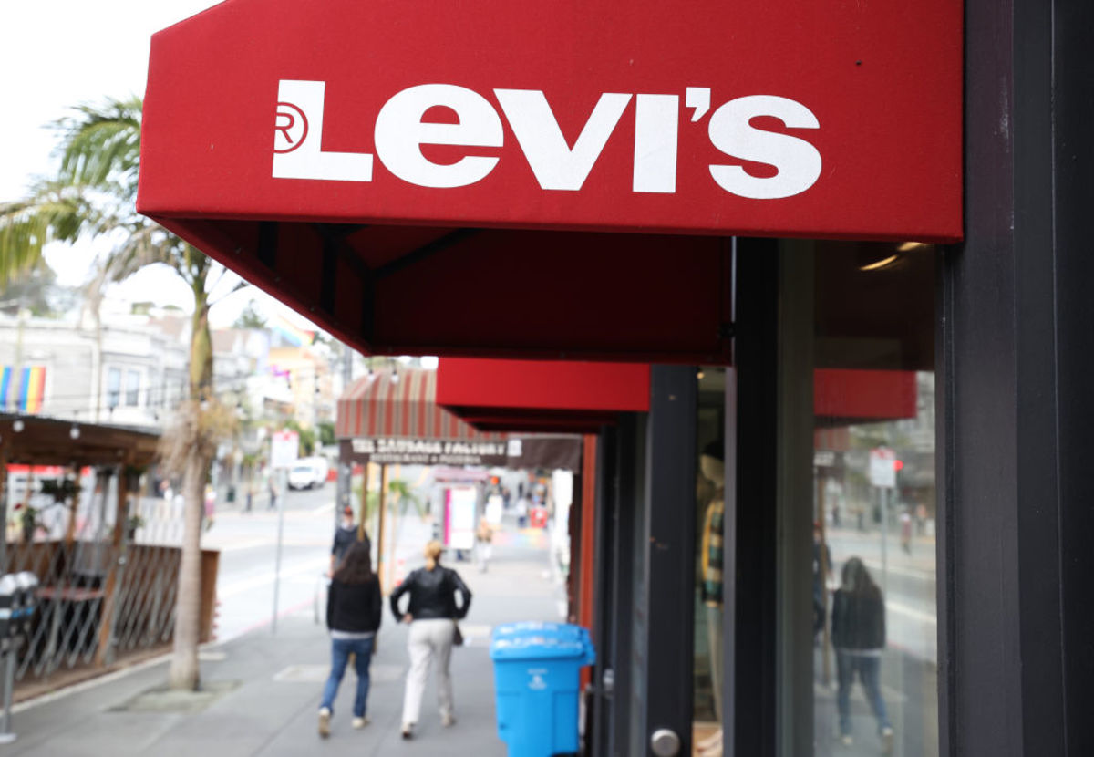 Must Read Levi's Testing AIGenerated Models, Inditex Invests in