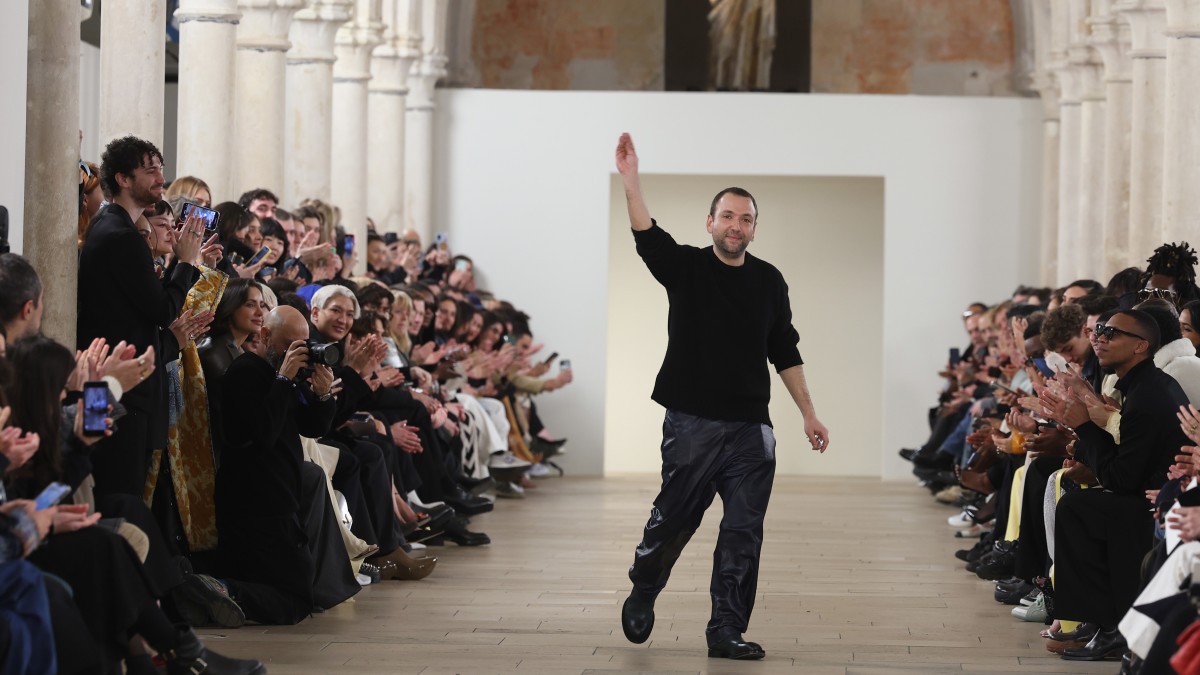 Lanvin Men's Ready To Wear Fall 2022 Paris - Fashionably Male
