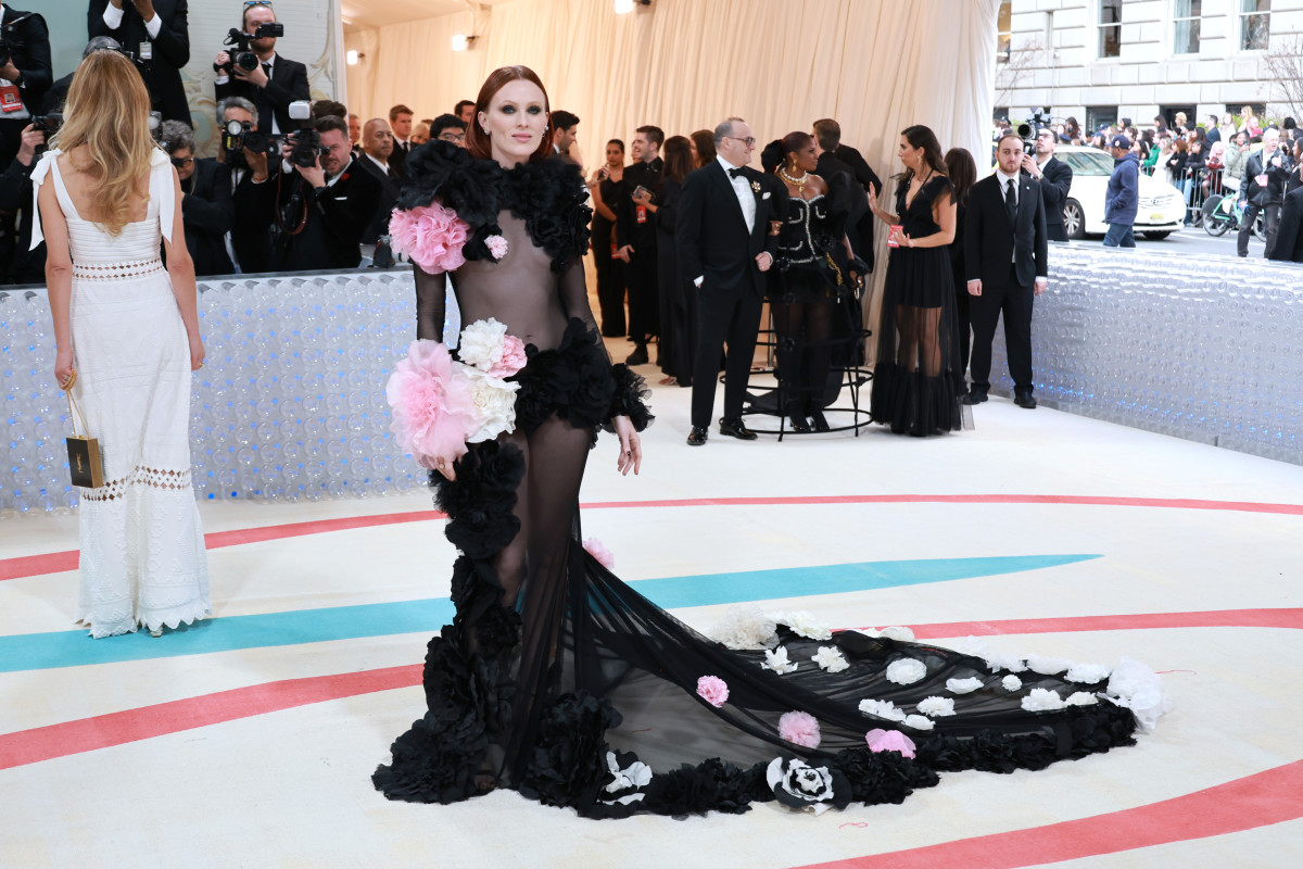 2023 Met Gala Red Carpet Every Outfit, Look - Fashionista