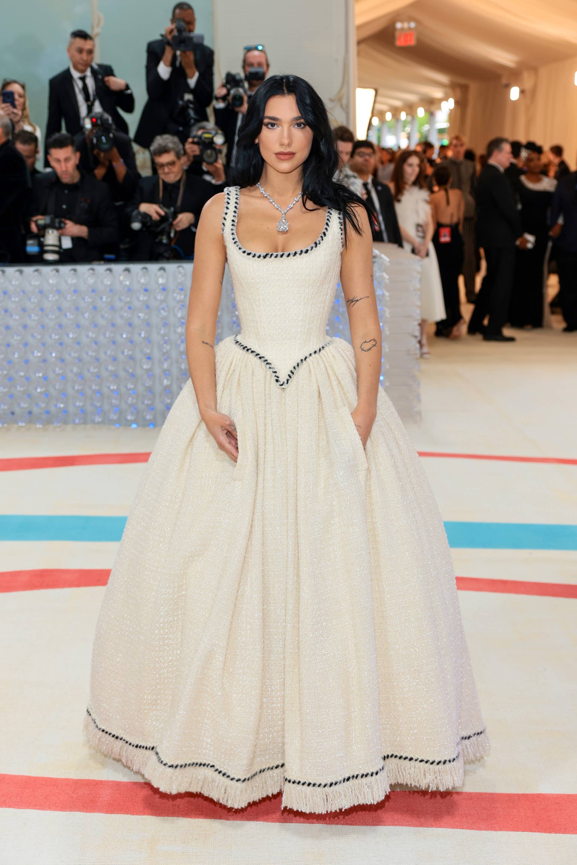 Best Dressed Celebrities Met Gala At Joanne Tindall Blog