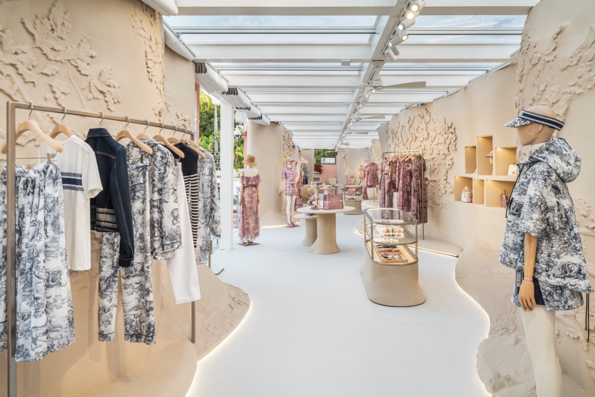 EXCLUSIVE: First Look at Dior Fragrance Pop-up at The Grove in L.A. – WWD