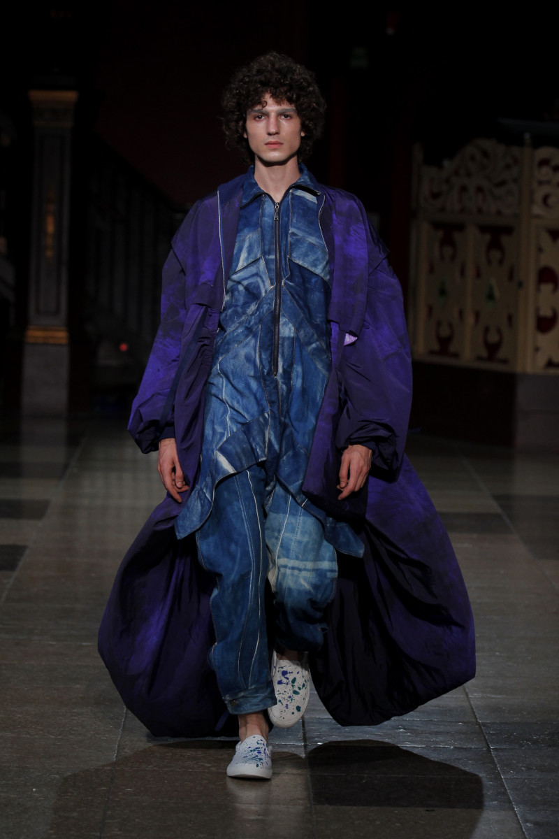 watch-ied-barcelona-s-fashioners-of-the-world-2023-student-runway-show