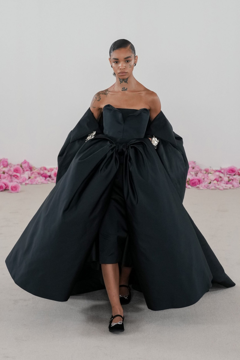 Giambattista Valli Presents a Fresh Bouquet of Couture Evening Gowns ...