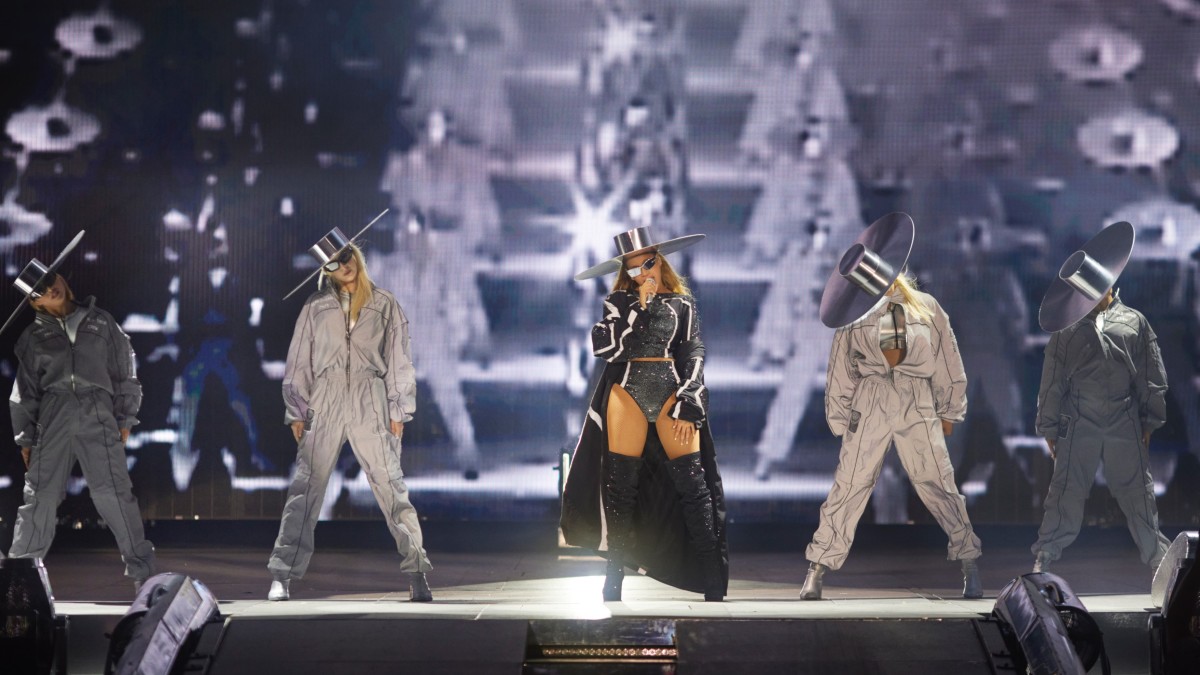 Beyoncé Names  as Merchandise Partner for Renaissance World Tour – WWD