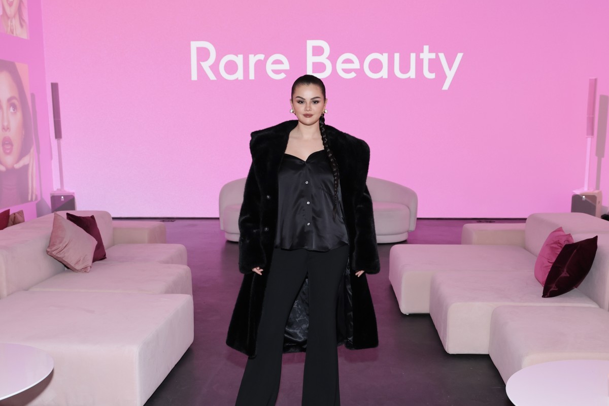 Selena Gomez in all Black Outfit @ Rare Beauty Event