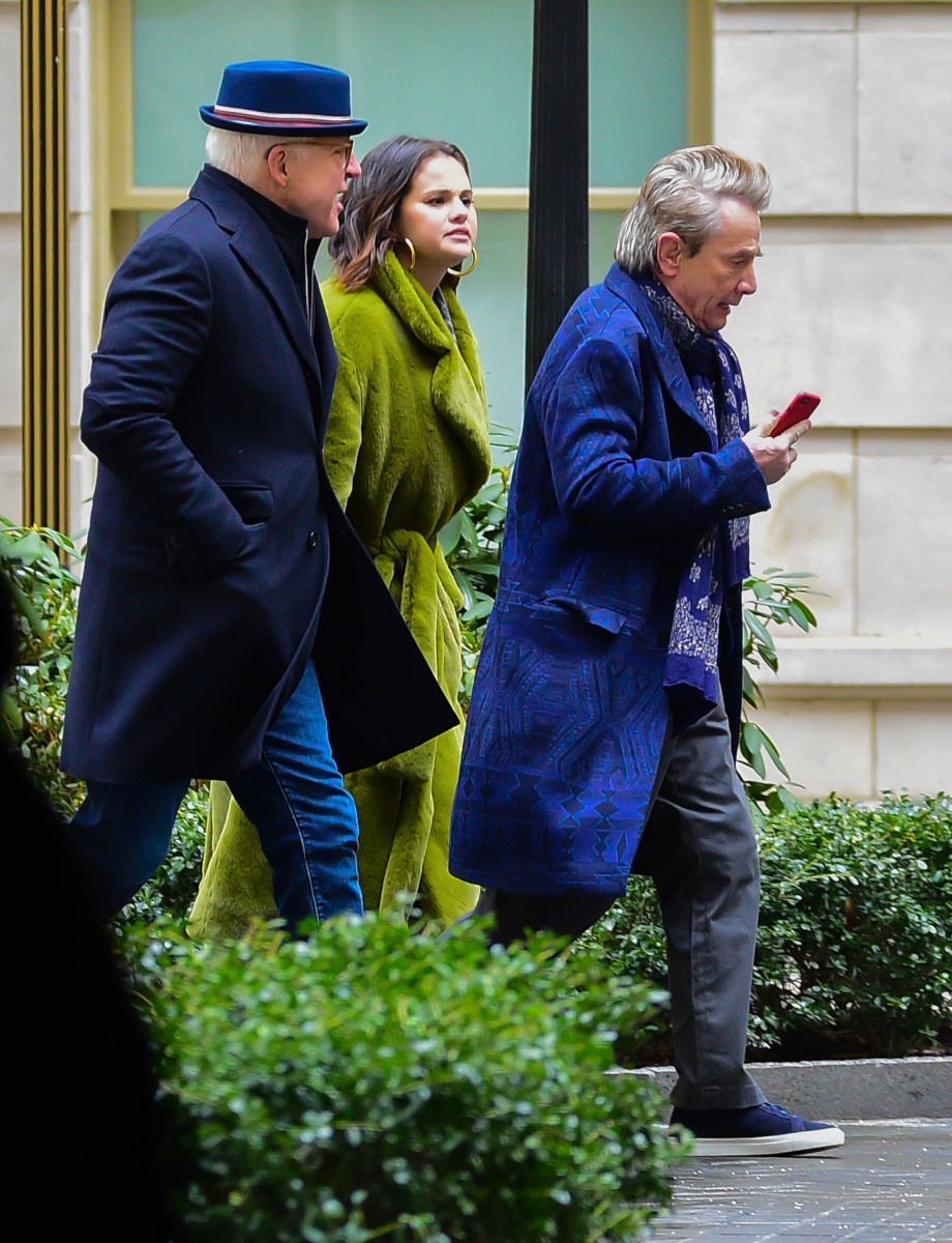 Martin, Gomez (in Proenza Schouler) and Short papped on the Upper West Side again in January. 