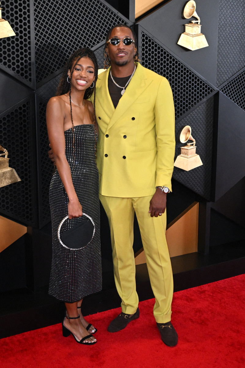 See Every Look From the 2024 Grammys Red Carpet Fashionista