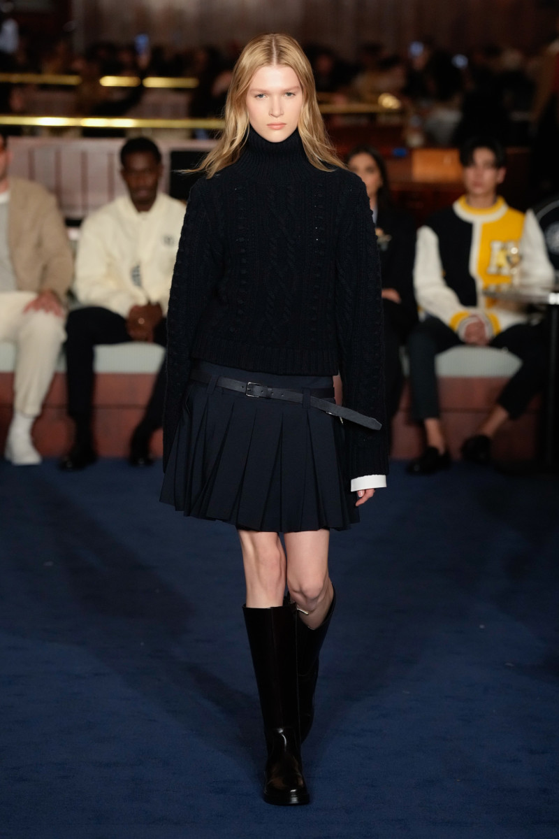 Tommy Hilfiger Does His Version Of Upper East Side Prep For Fall 2024   Tommy Hilfiger Fall 2024 Collection 5 