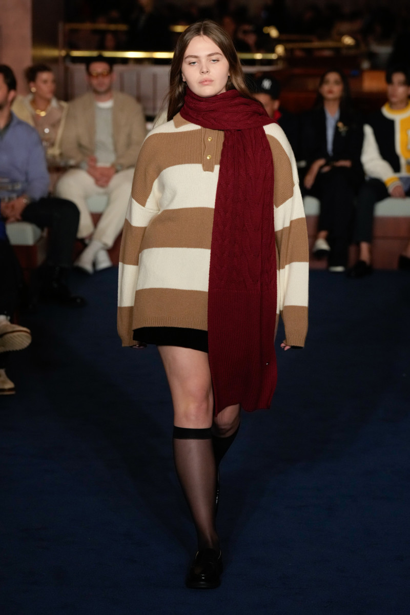 Tommy Hilfiger Does His Version Of Upper East Side Prep For Fall 2024   Tommy Hilfiger Fall 2024 Collection 30 