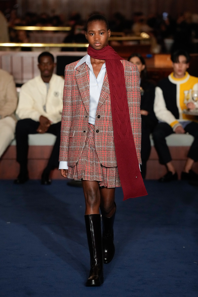 TOMMY HILFIGER 2023 FALL COLLECTION