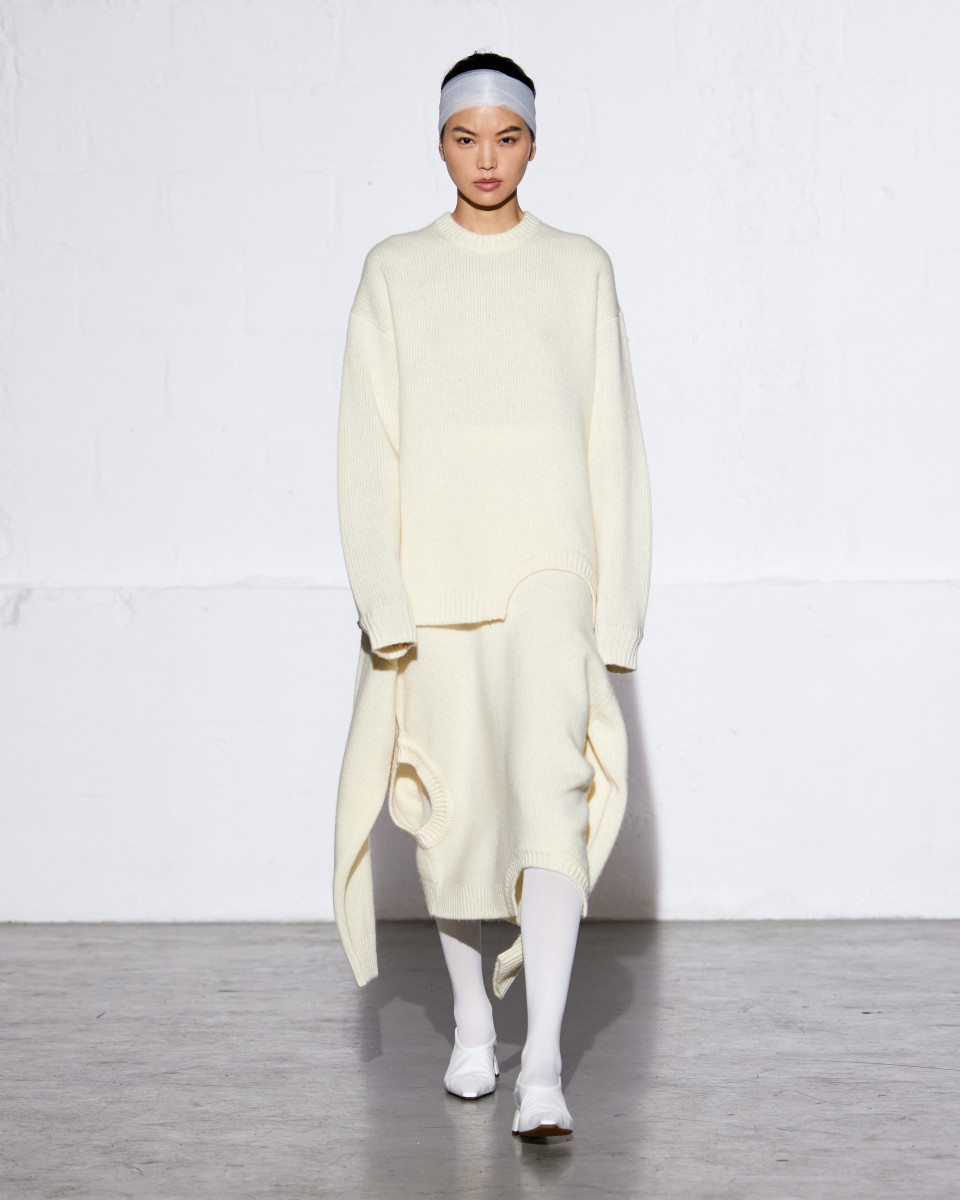 Tibi Flavors Its Luxurious Minimalism With A Hint Of Athleticism For   Tibi Fall 2024 5 