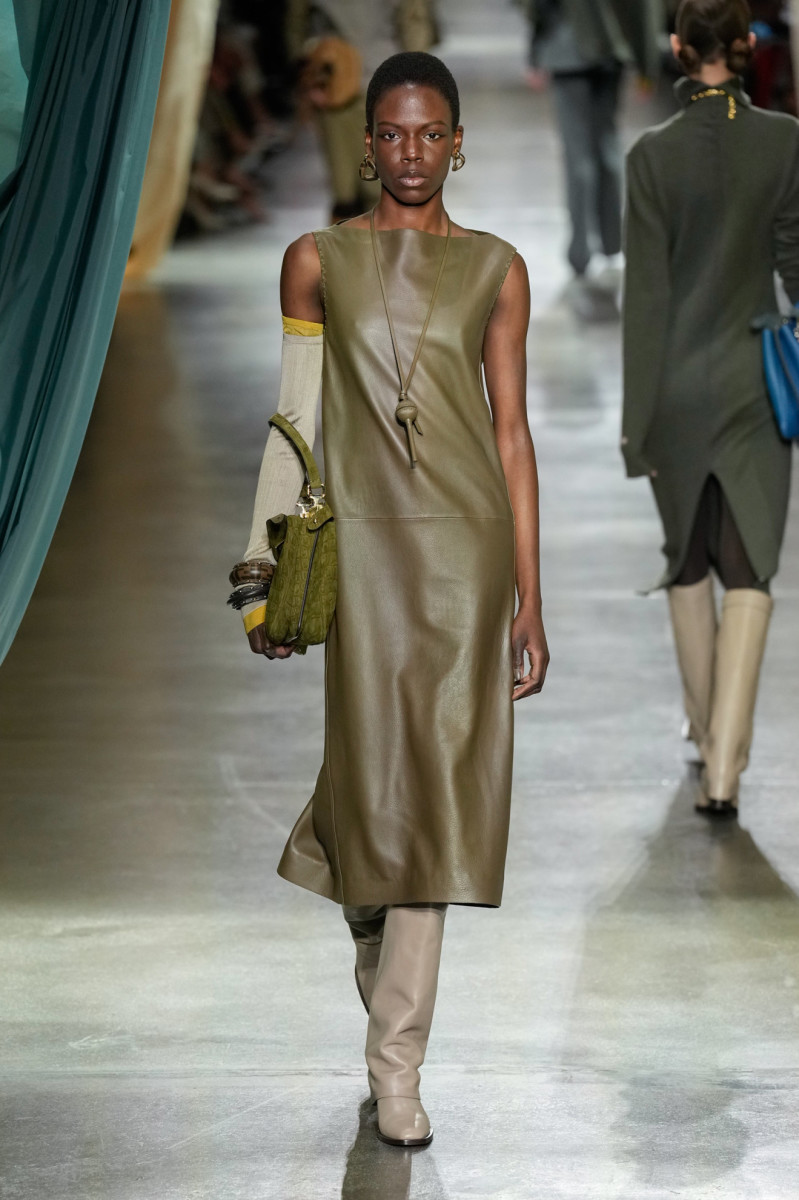 Fendi Fall 2024 Collection Fashionista   Fendi Fall 2024 Look 17 