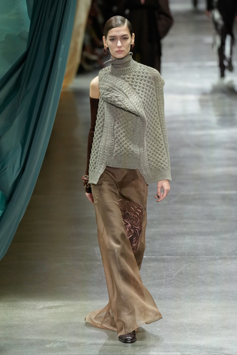 Fendi Fall 2024 Collection - Fashionista