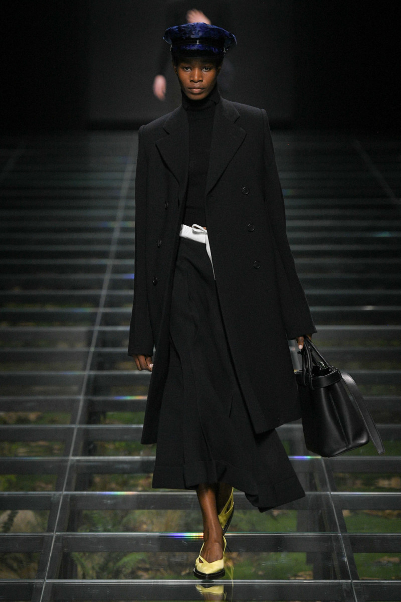 TikTok Is Going to Absolutely Love Prada's Bow-Heavy Fall 2024 ...