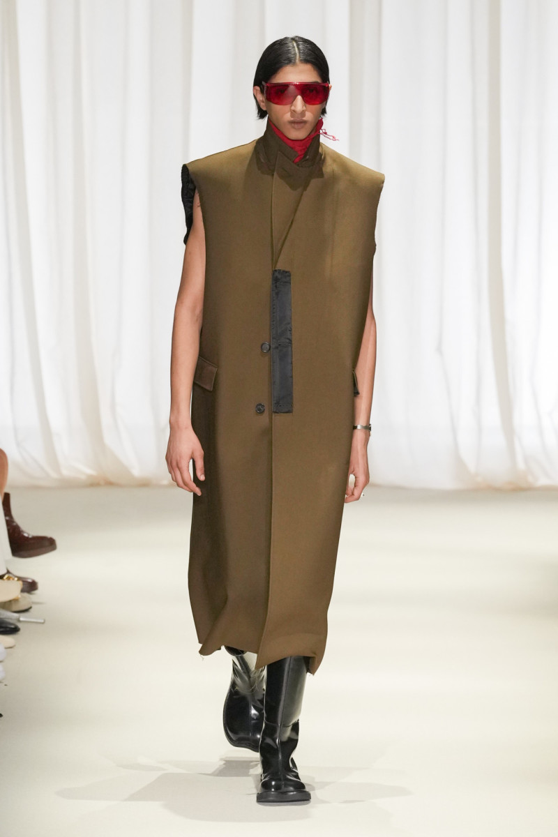 MM6 Maison Margiela Finds a New Edge for Fall 2024 - Fashionista