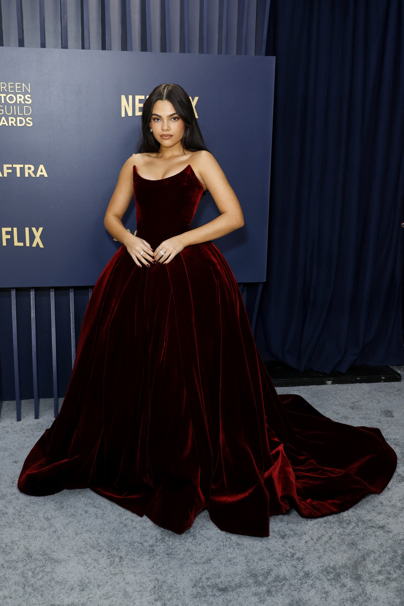 The Best Dressed Celebrities at the 2024 SAG Awards - Fashionista