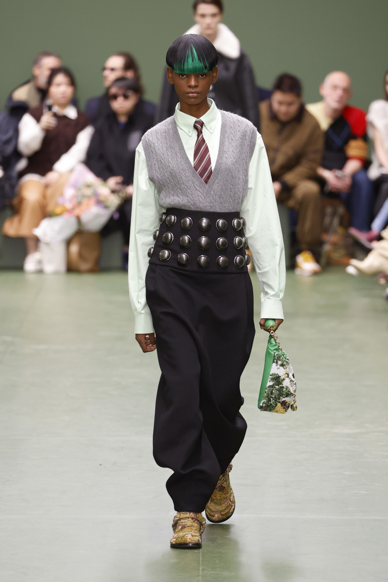 You'll Want to Zoom in on Every Look From Loewe Fall 2024 You'll Want to Zoom in on Every Look From Loewe Fall 2024