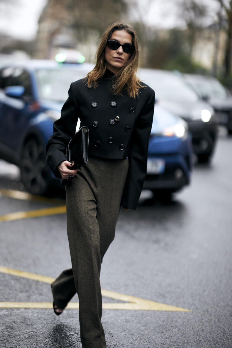 Showgoers Showed off Their Best Belts on Day 5 of Paris Fashion Week ...