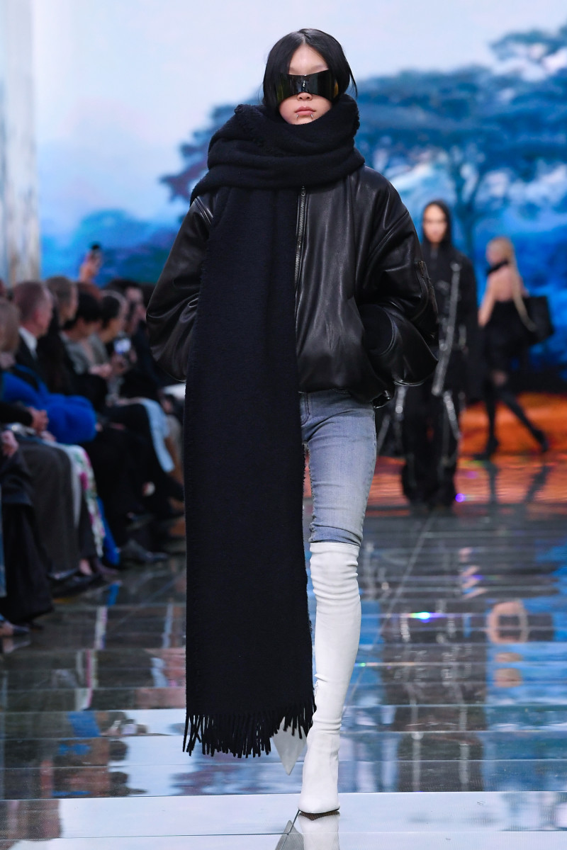 Balenciaga Winter 2024 Takes the Idea of 'Throwing Something On' Quite ...