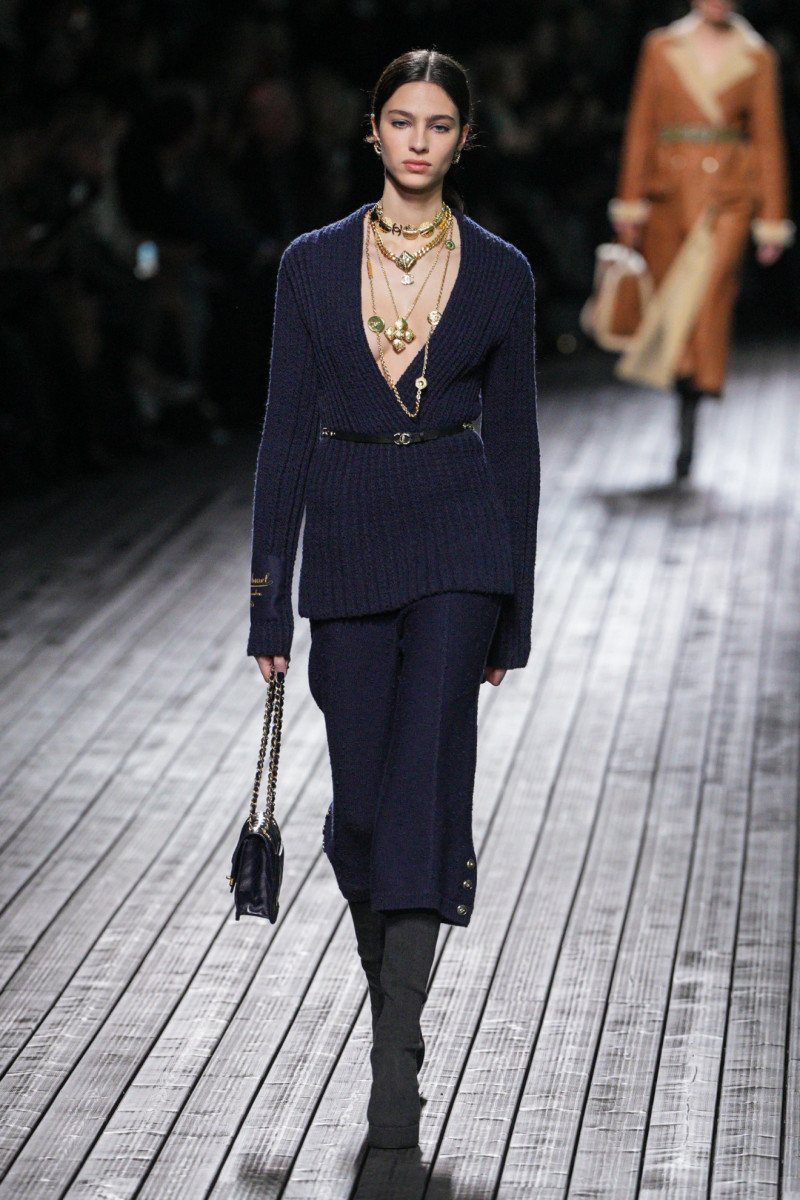 Virginie Viard Goes Back to Chanel's Origins for Fall 2024 - Fashionista