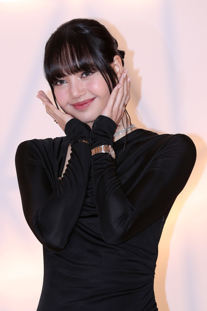 Lisa Lets Her Bulgari Jewels Shine in Asymmetric Dion Lee LBD