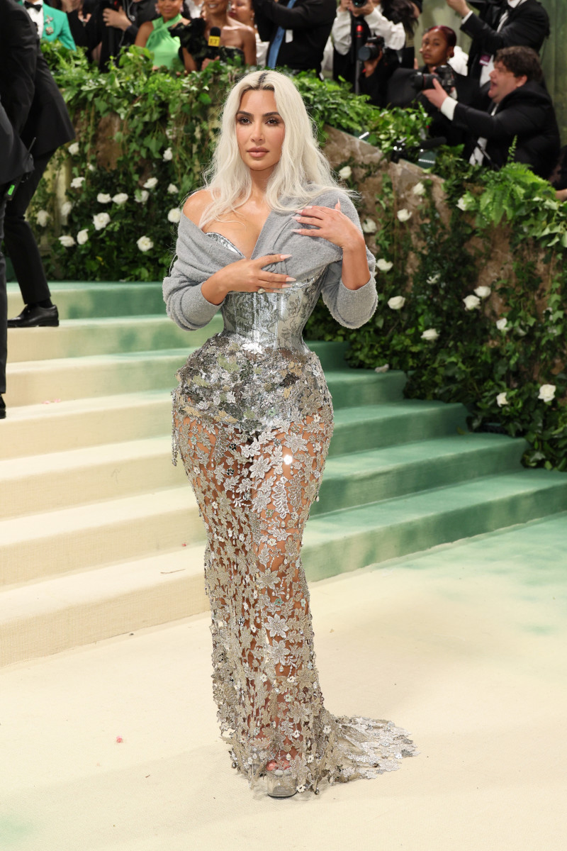 Kim Kardashian-met-gala-2024-every-look-16