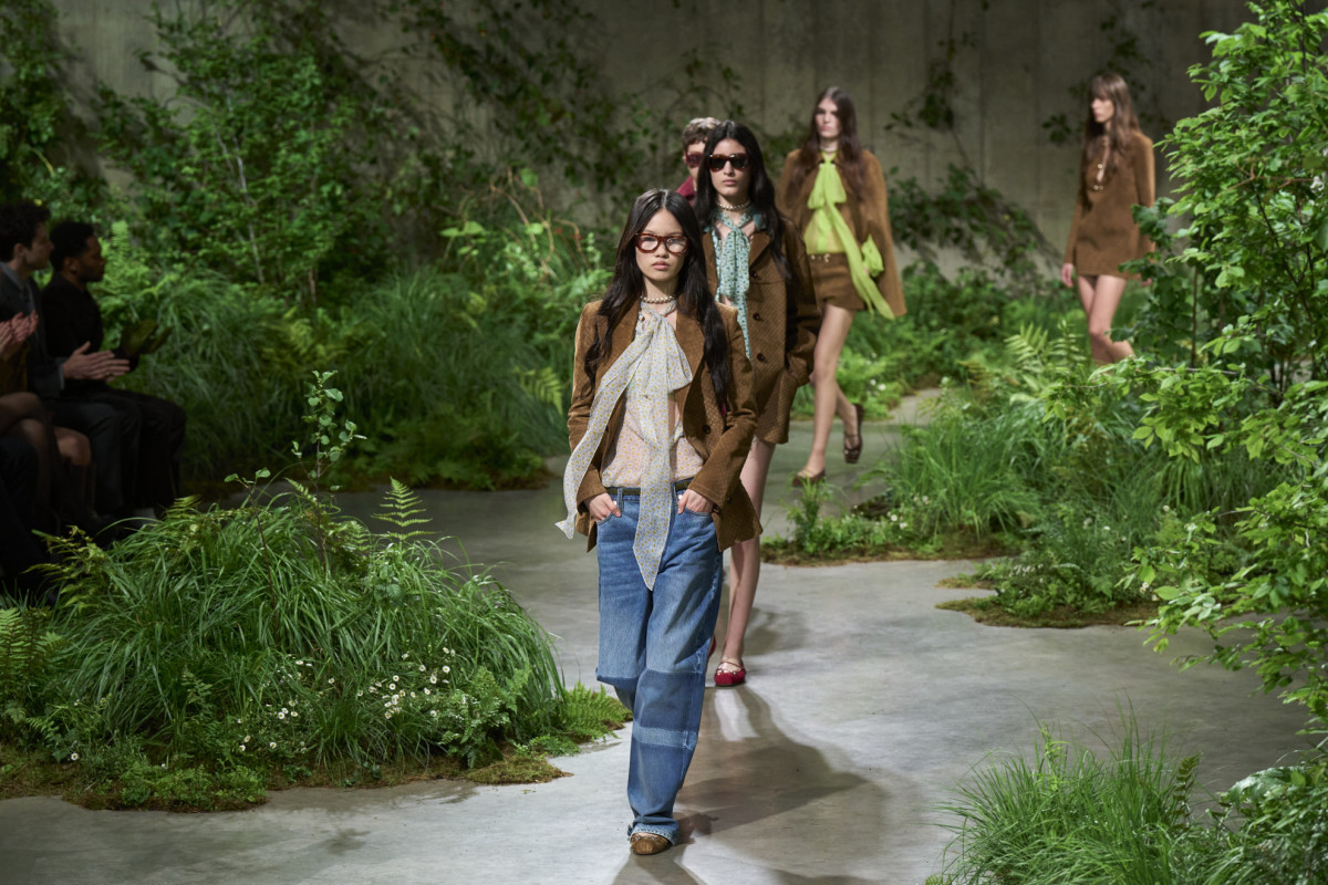 Sabato De Sarno Draws Inspiration From London for His Gucci Cruise