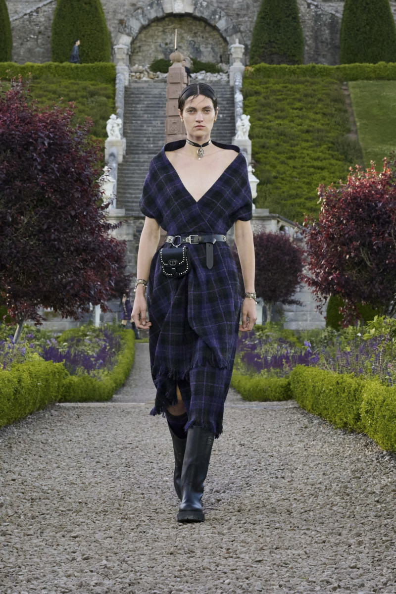 Christian Dior ROBE ワンピース Dior's Cruise 2025 Collection Is Fit for a Modernized Scottish