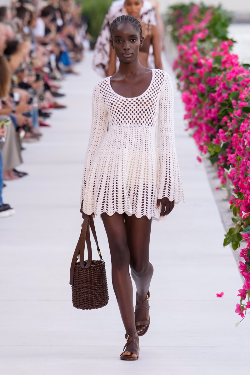 Michael Kors Collection Wants Us to Blend Into Our Clothing This Spring ...