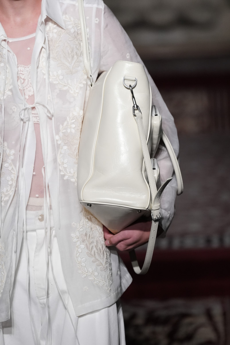 11 Best 2024 Bag Trends Everyone Will Be Wearing in the New Year