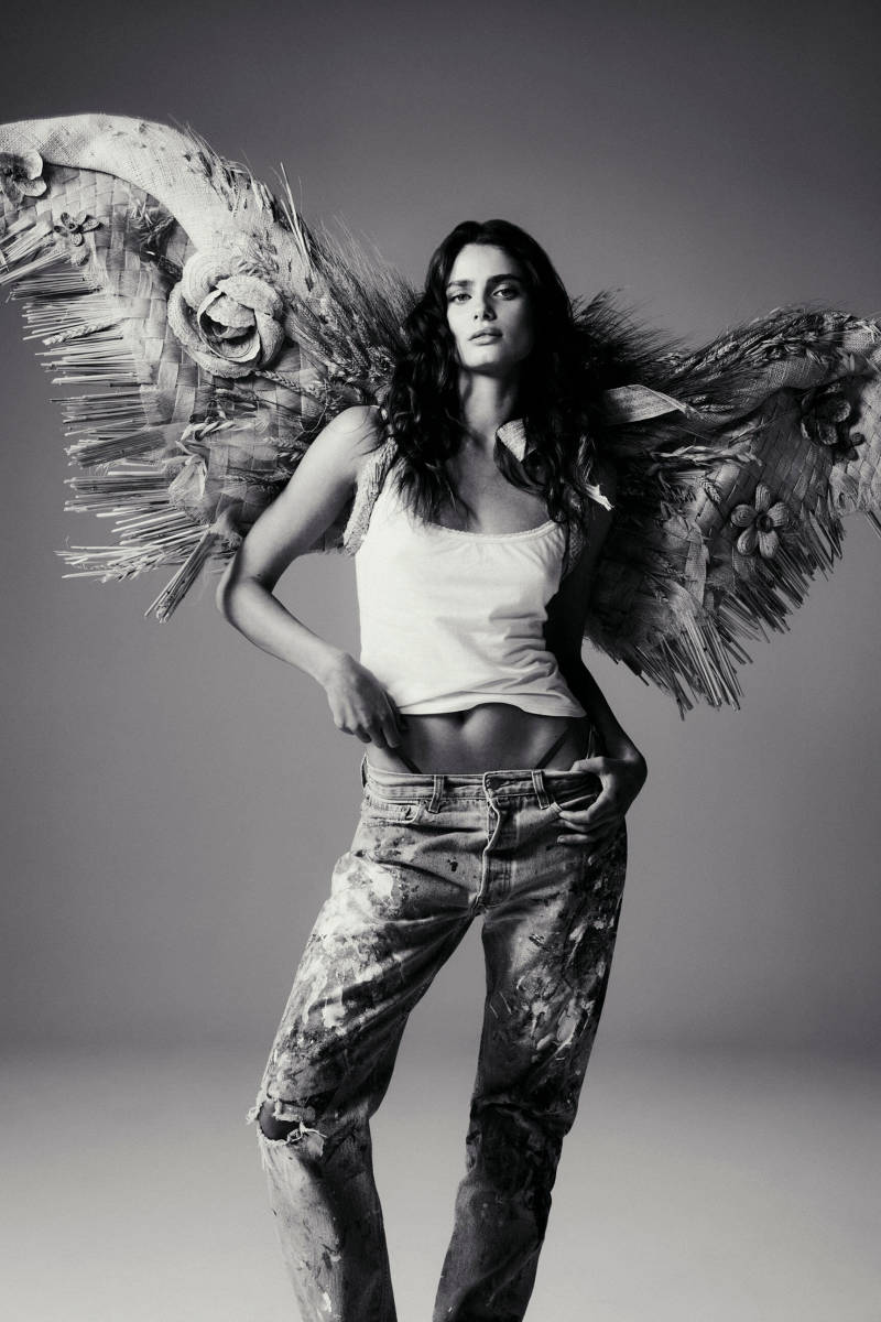 Victoria's Secret Brings Back the Wings in New Campaign - Fashionista