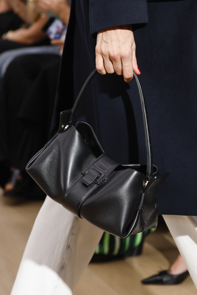 Top 10 Bag Trends from Fashion Week Spring/Summer 2023 - FunkyForty