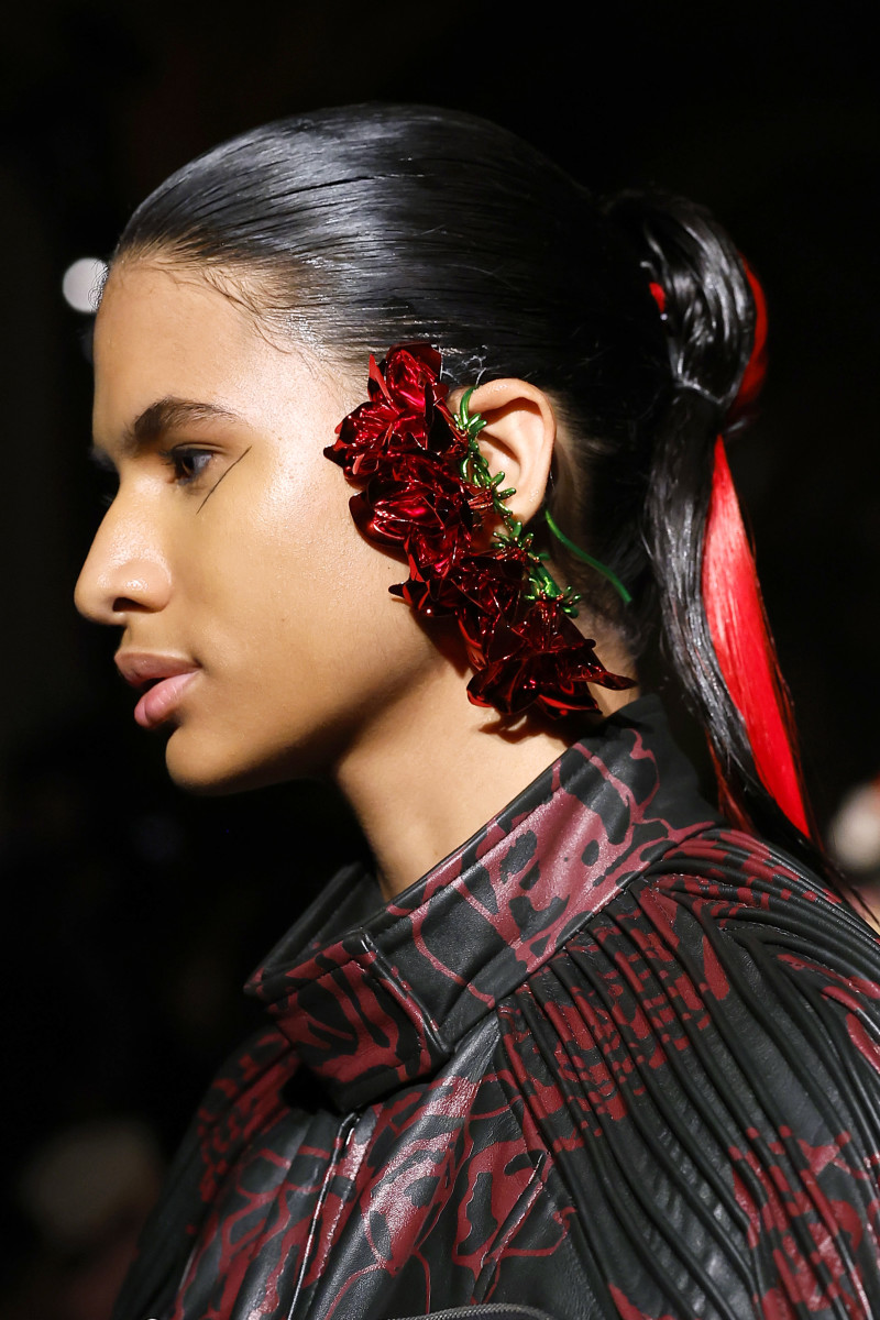 The Spring Runways Are Full of '90s- and 2000s-Inspired Hairstyles ...