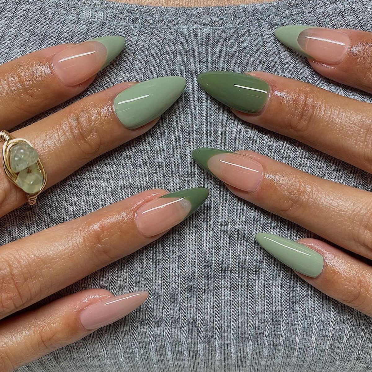 fall-nail-color-trends-2024-olive-green-@nailzzbysteph